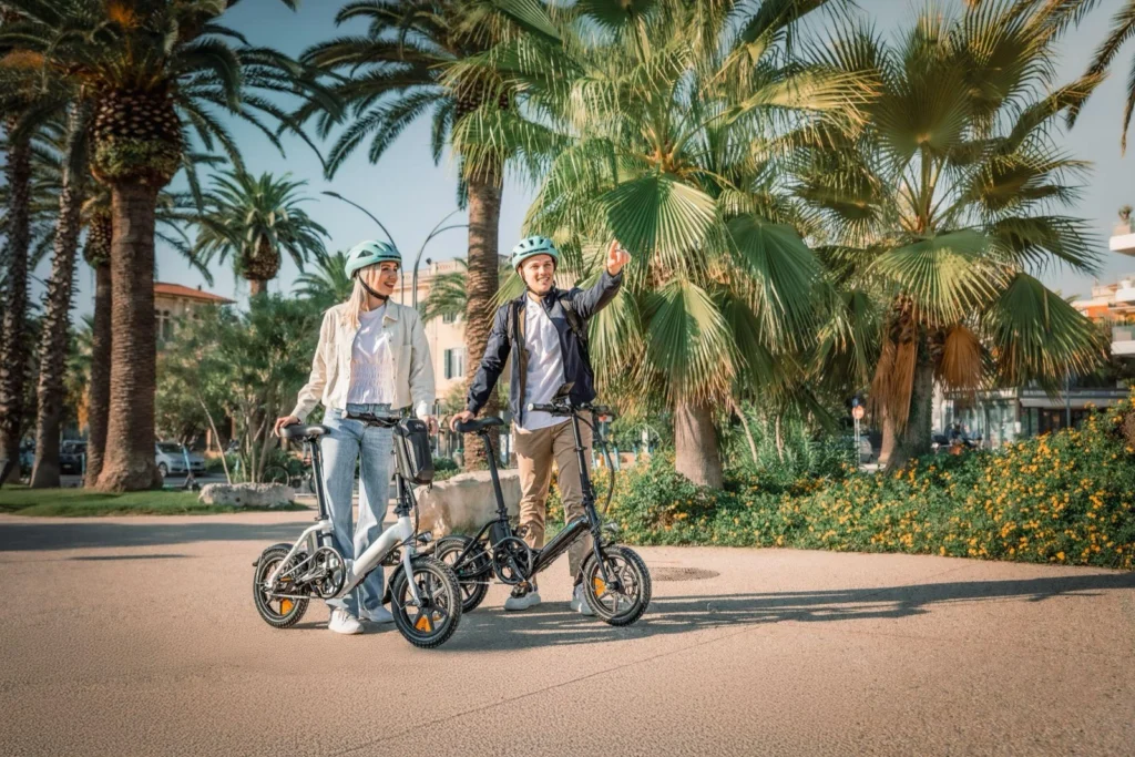 Vélo électrique pliant : la solution compacte pour les trajets urbains, le bureau et les week-ends
